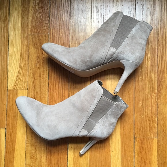 Ivanka Trump Shoes - 🆕 Ankle Booties
